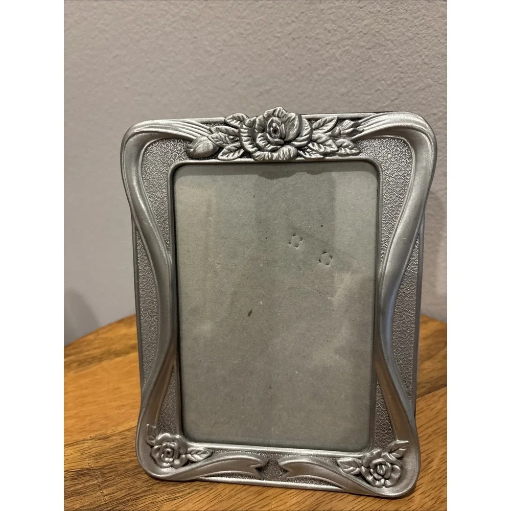 Towle‎ Picture Frame Silversmiths Signature Collection Silver Roses Ribbon 5x7